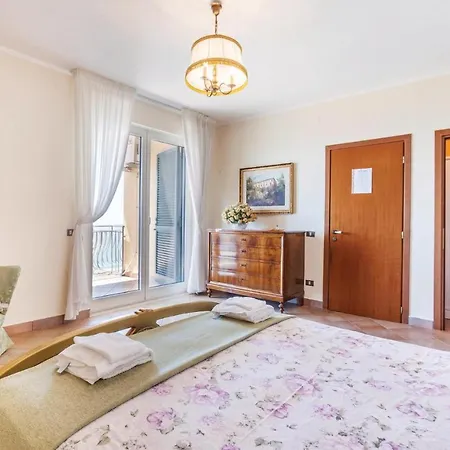 Holiday home Beautiful In Agropoli Sa With House Sea View Ogliastro Cilento